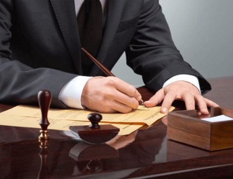 Как выбрать адвоката по разводам?
